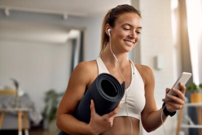 Descubra como manter a disciplina e a motivação na sua rotina fitness. Dicas práticas para alcançar seus objetivos e transformar seu estilo de vida.